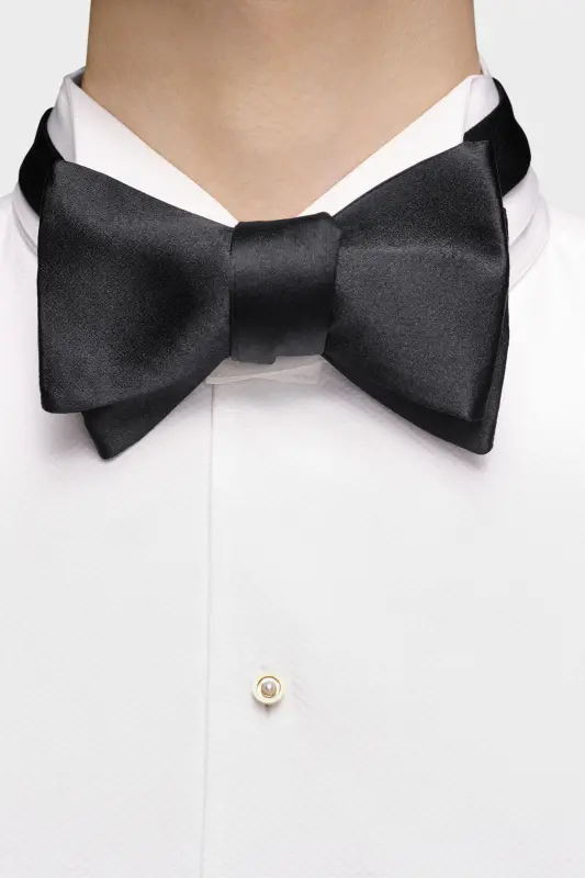 Maison Margiela White Bow Tie Black online